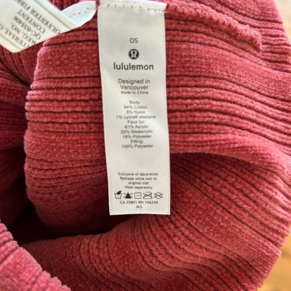 Lululemon Athletica Red Knit Hat with Faux Fur Pom - Picture 5 of 5